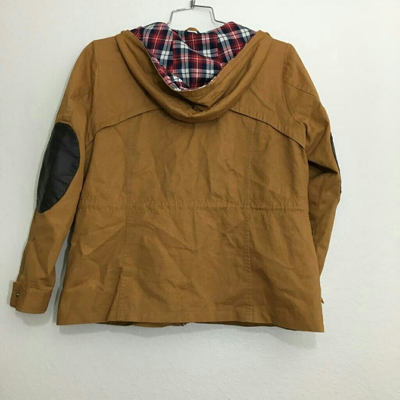 Jacket - Picture 3 of 4